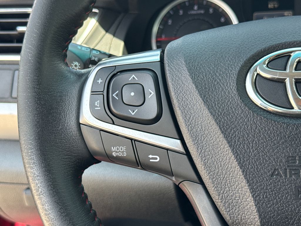 Certified Used 2017  Toyota SE image 15