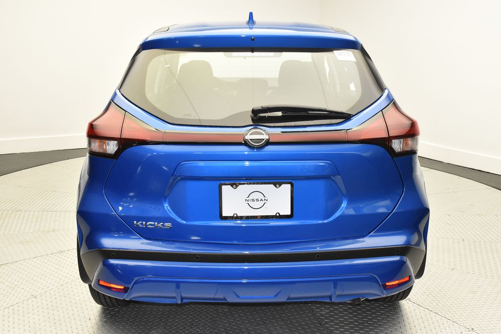 Thumbnail: 2025 Nissan Kicks - 6