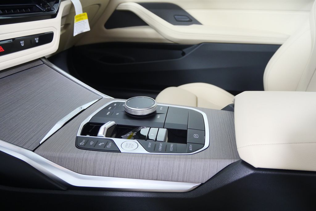 Thumbnail: 2026 BMW 4 Series - 18