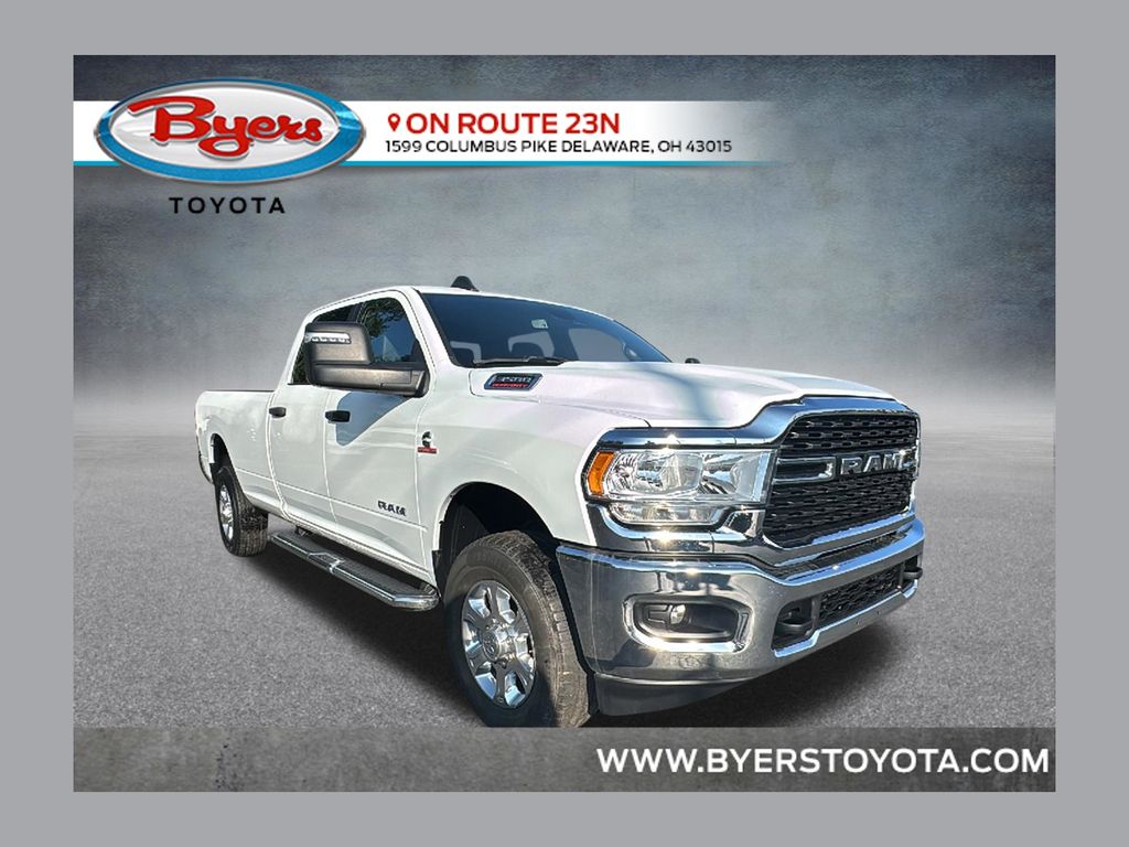 2024 RAM 3500 Big Horn Crew Cab LB 4WD
