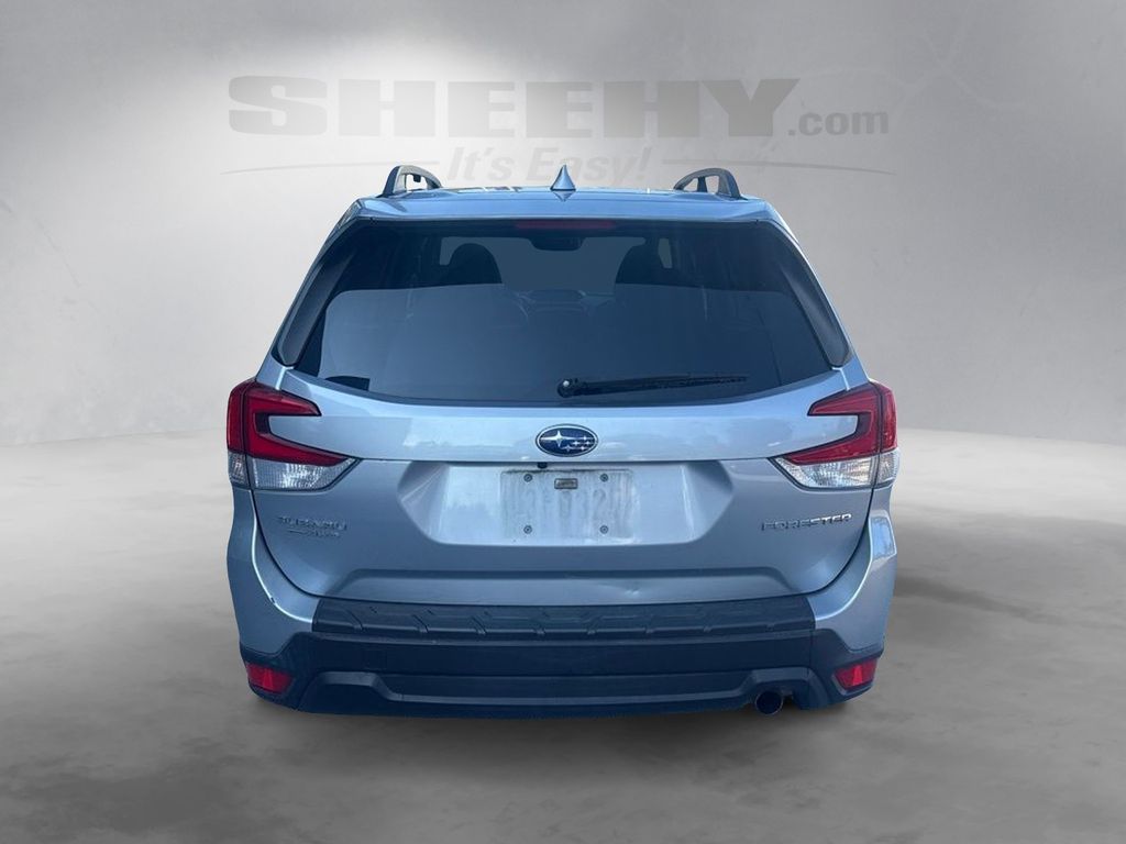 Used 2020 Silver Subaru Limited image 13