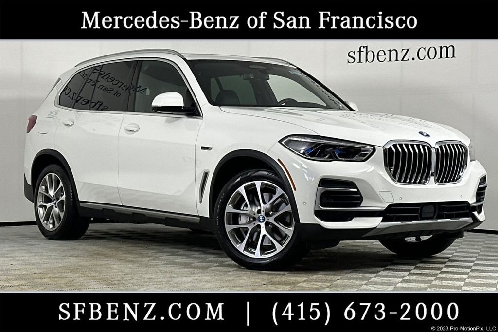Alpine White 2023 BMW X5 xDrive45e AWD SUV / Crossover All-Wheel Drive 8-Speed Automatic