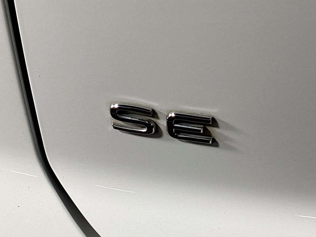 2023 Volkswagen Atlas Cross Sport 2.0T SE w/Technology