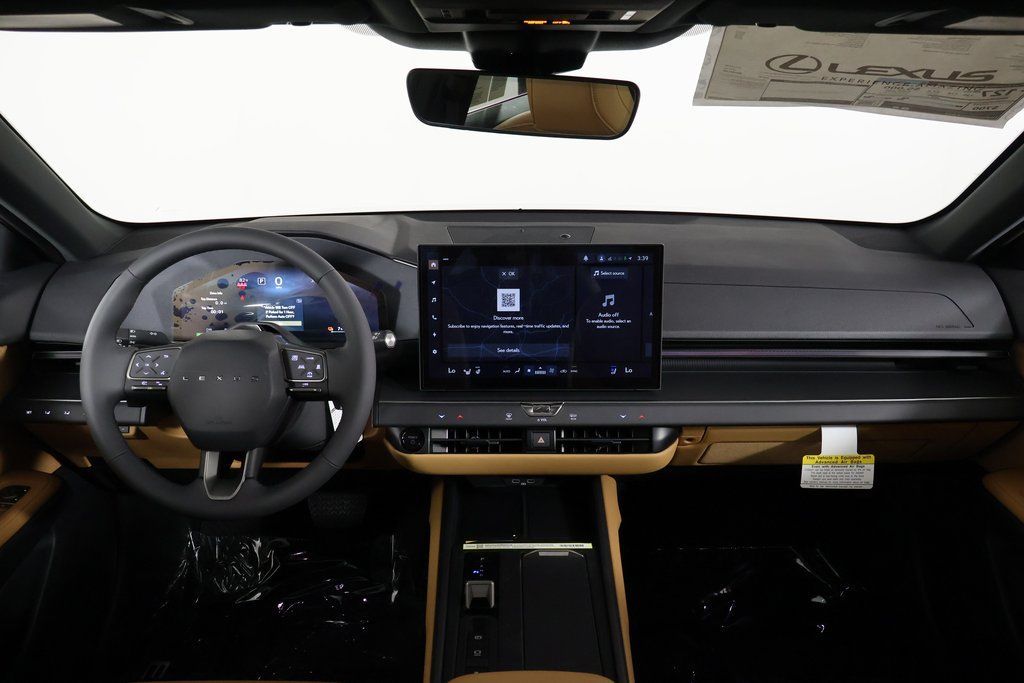 Thumbnail: 2026 Lexus ES - 4