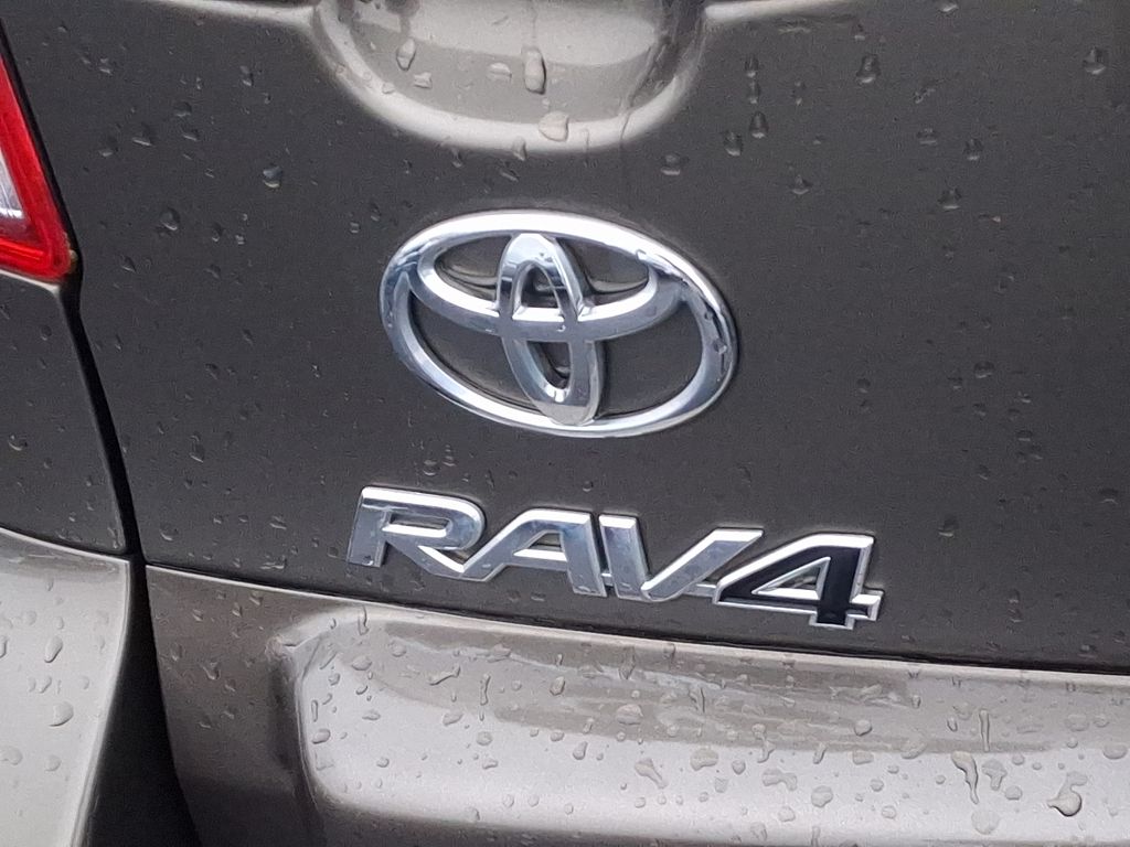 2012 Toyota RAV4 Limited 30