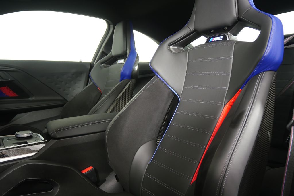 Thumbnail: 2025 BMW M2 - 14