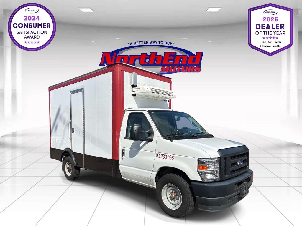 2024 Ford E-Series Chassis E-350 SD Cutaway SB RWD