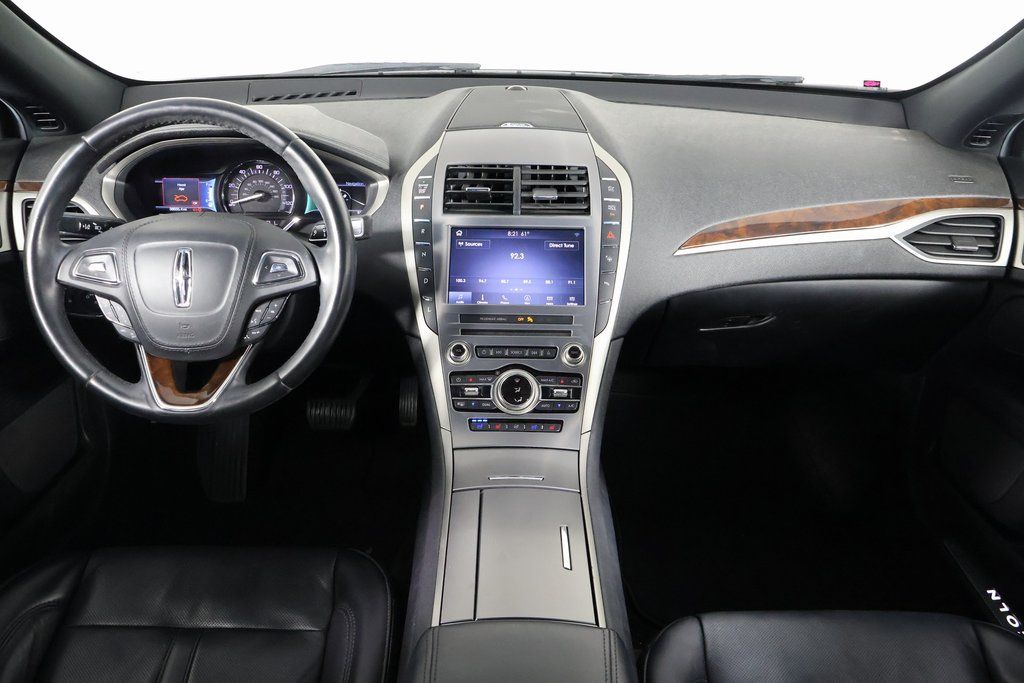 Thumbnail: 2020 Lincoln MKZ - 6