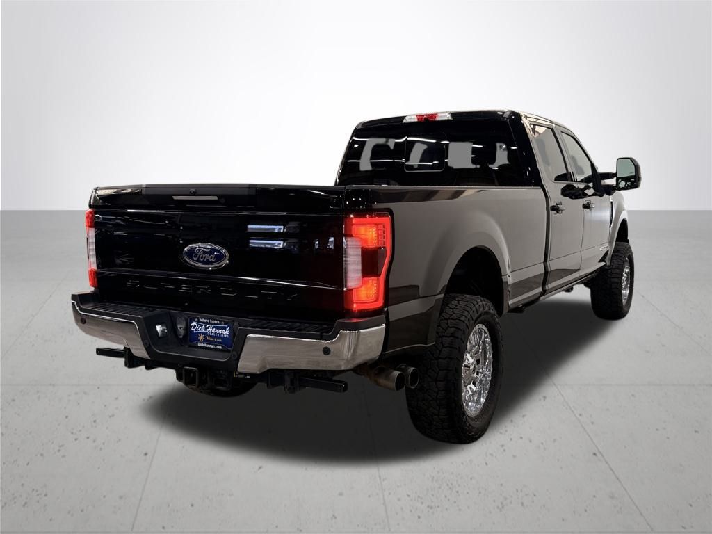 2017 Ford F-350SD Lariat