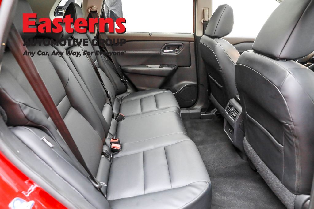 Used 2022 Red Nissan SV image 23