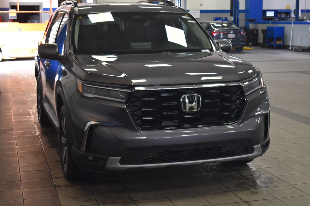 Thumbnail: 2025 Honda Pilot - 3