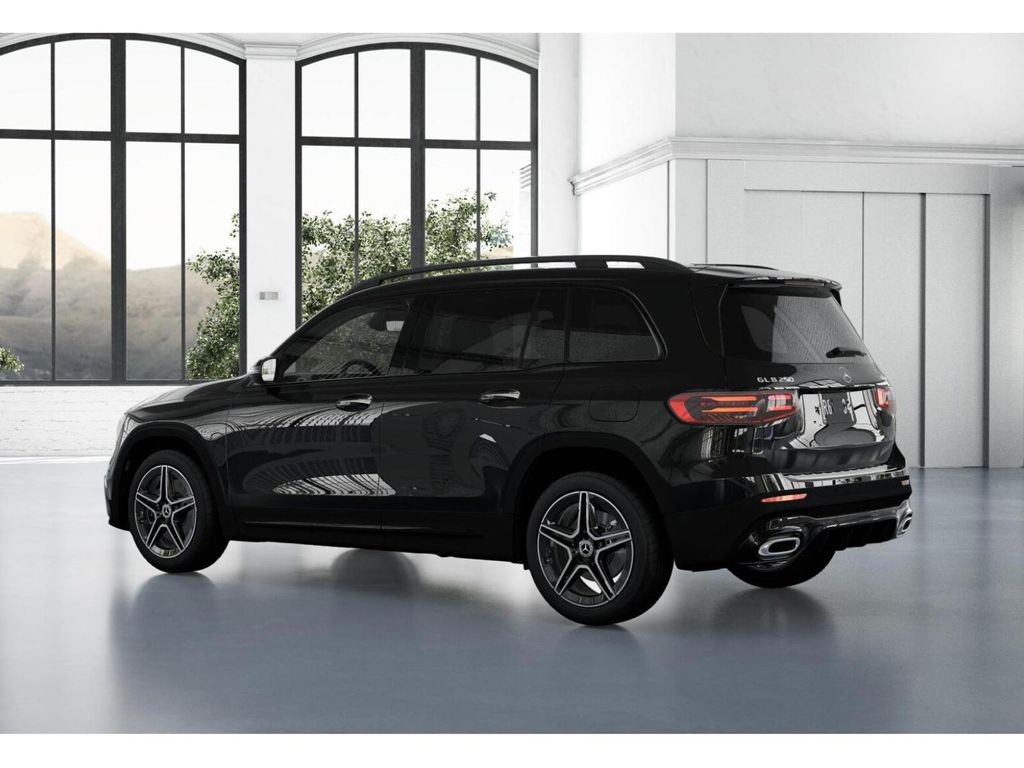 2025 Mercedes-Benz GLB 250 30