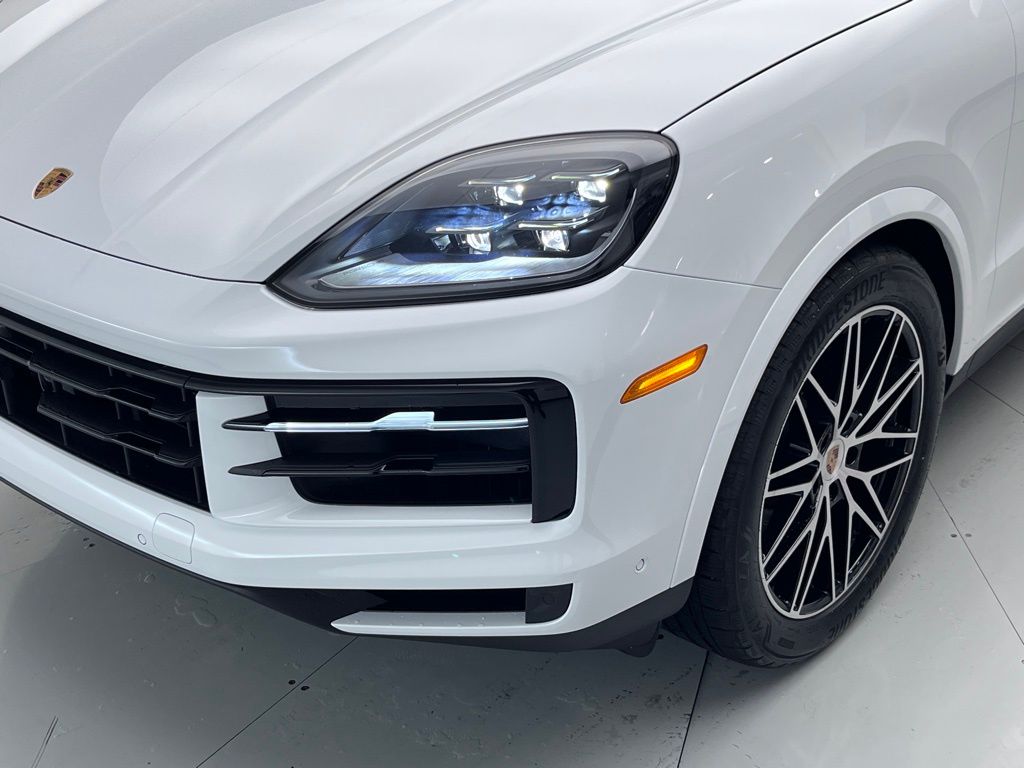 Thumbnail: 2025 Porsche Cayenne - 29
