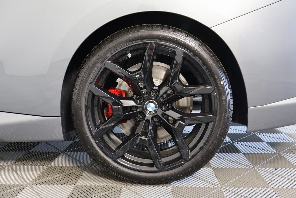 Thumbnail: 2025 BMW 2 Series - 10