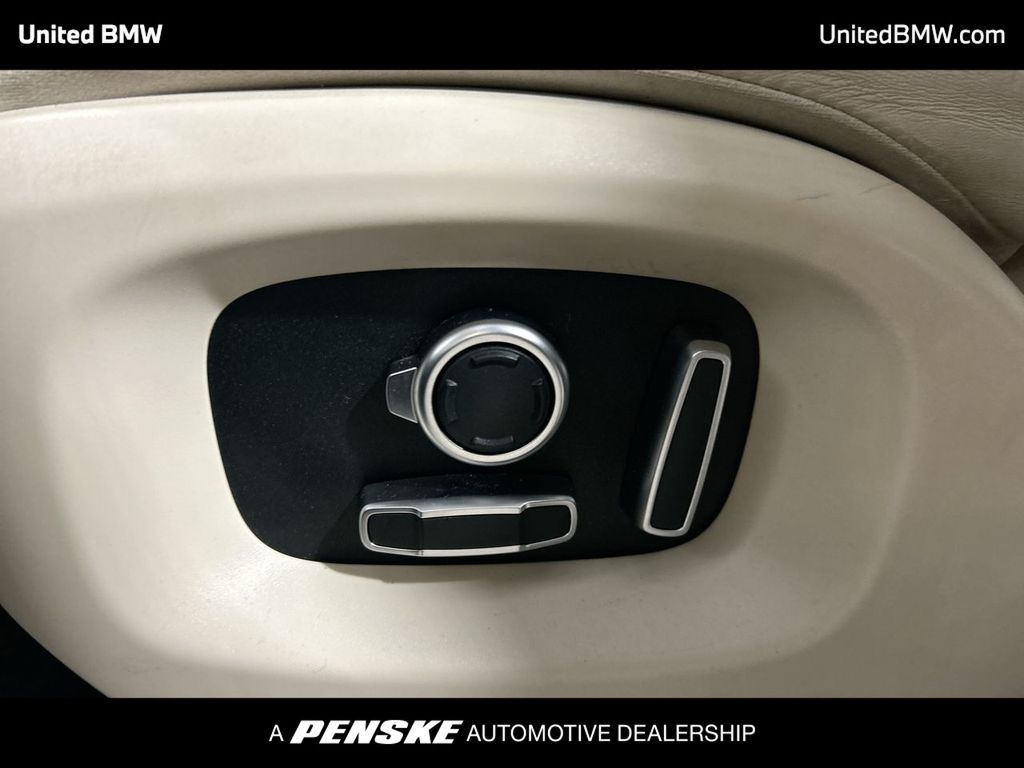 Thumbnail: 2017 Land Rover Range Rover Sport - 12