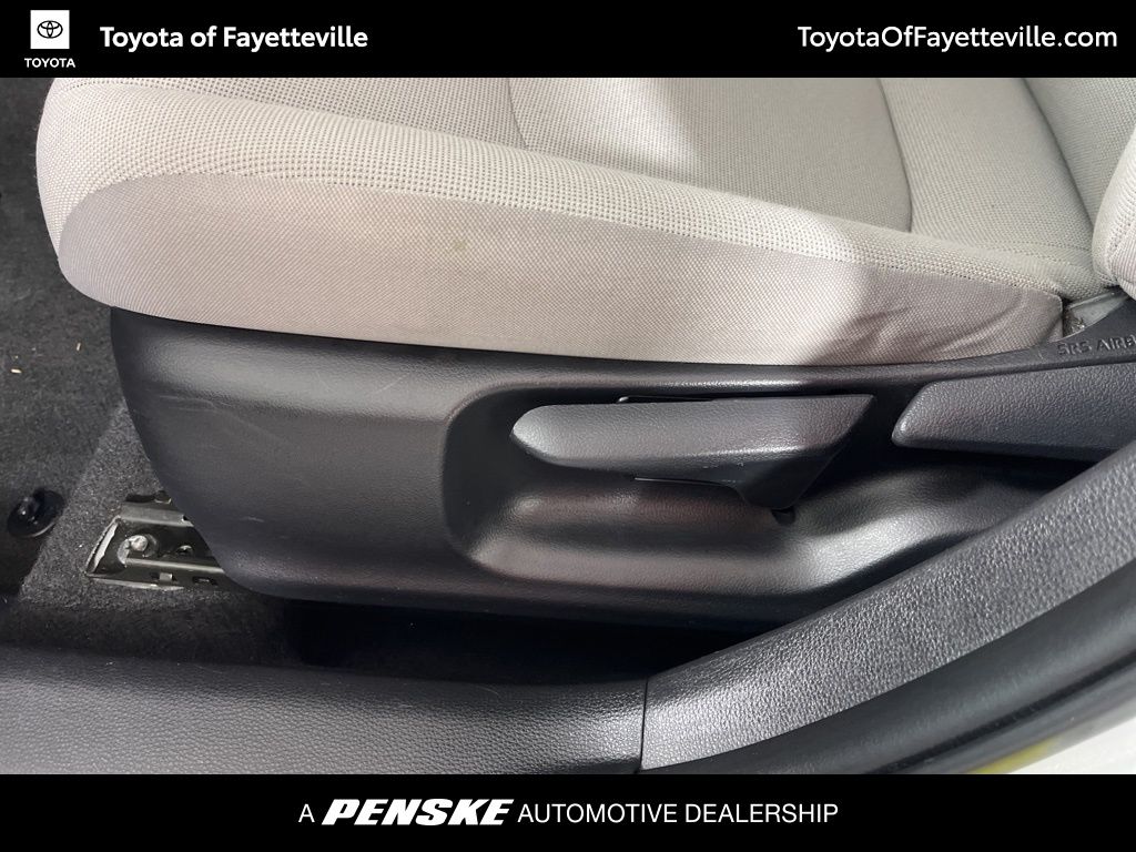 Thumbnail: 2022 Toyota Corolla - 20