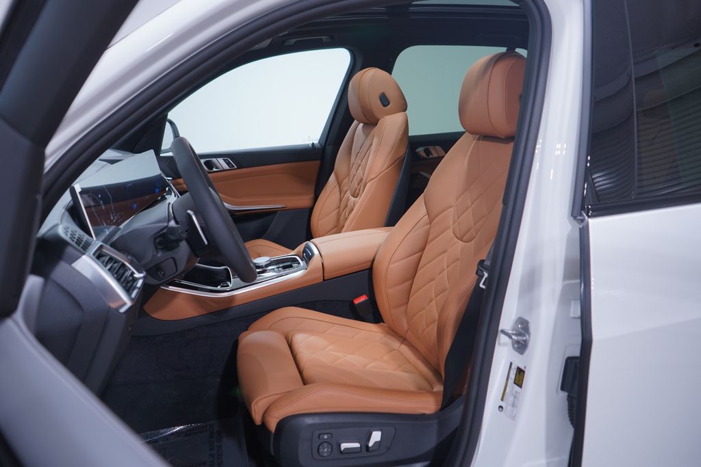 Thumbnail: 2026 BMW X5 - 7