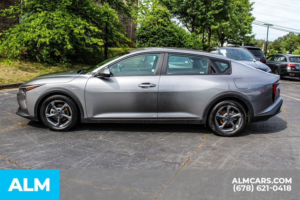 Used 2025 Gray Kia LXS image 7