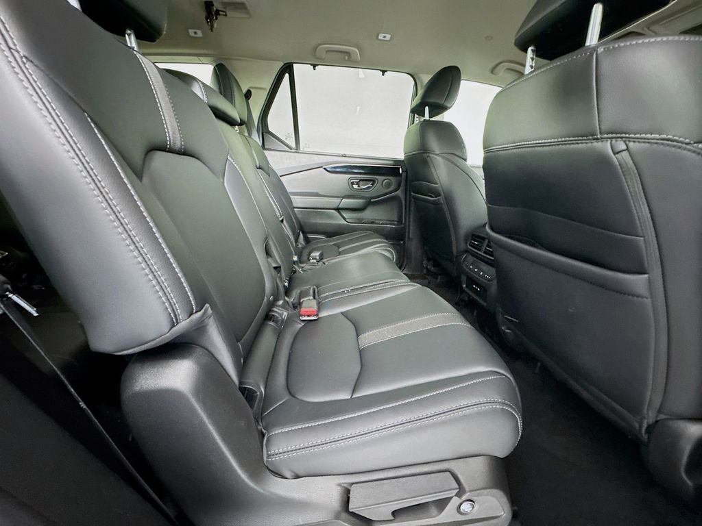 Used Car 2025 Honda Pilot  Ex-l For Sale Under $40,000 In Austin, Texas