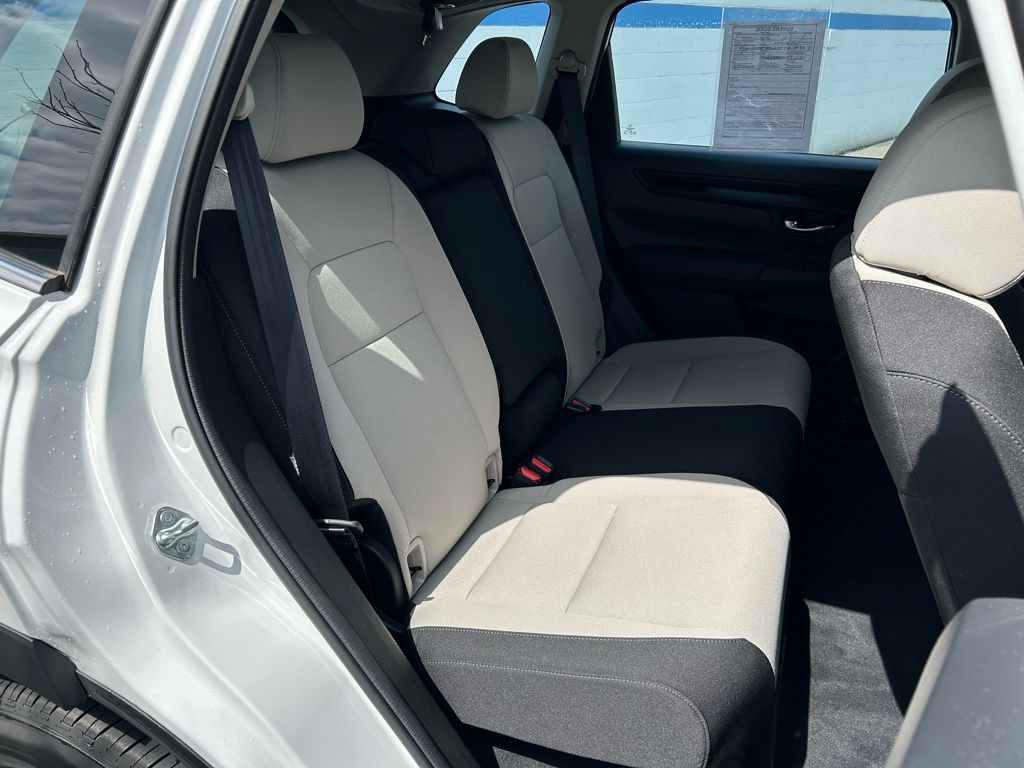 2023 Honda CR-V LX 22