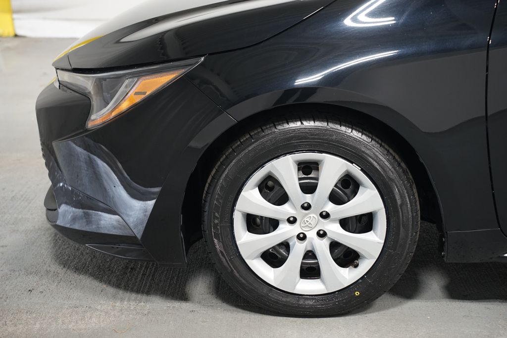 Thumbnail: 2023 Toyota Corolla - 5