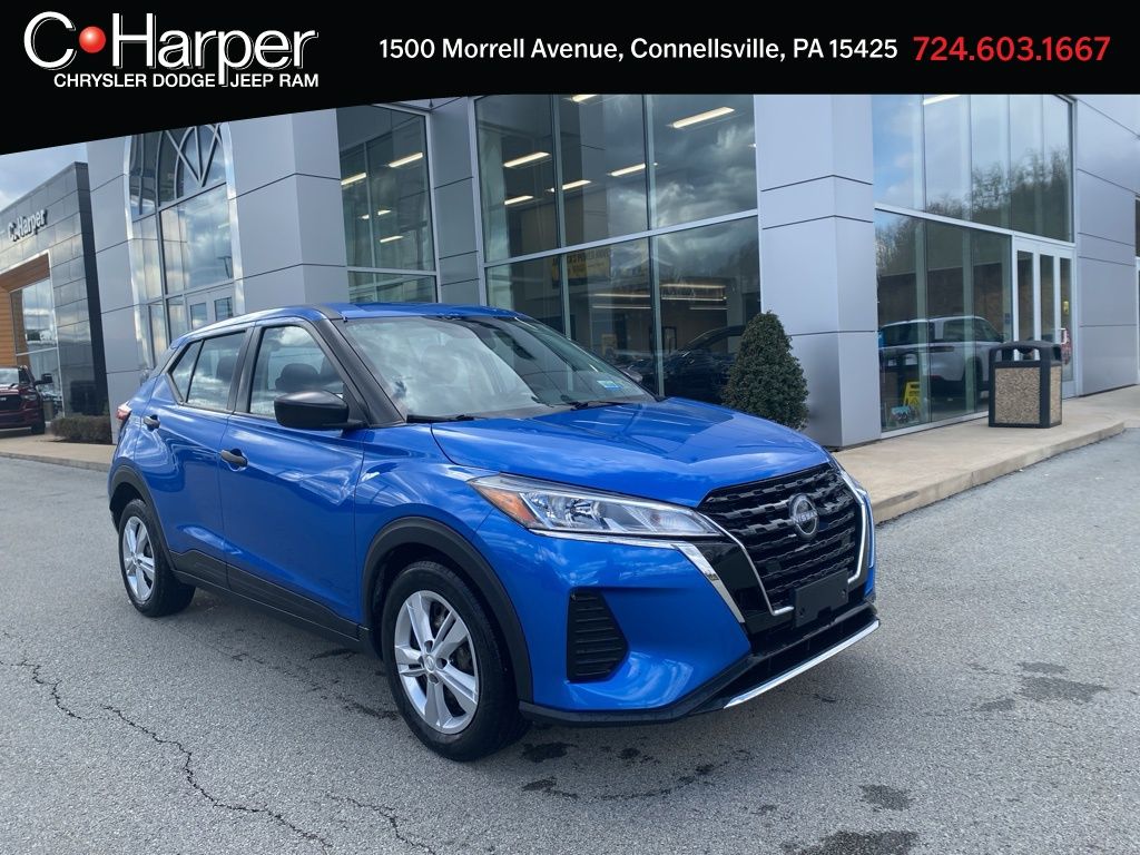 2022 Nissan Kicks S FWD