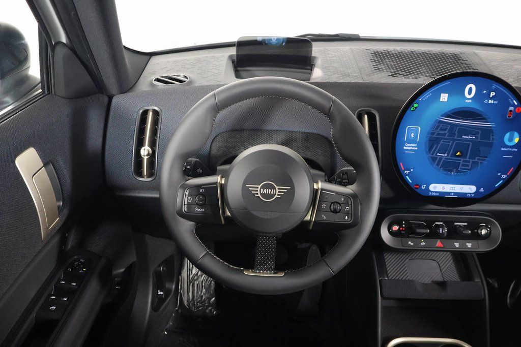 Thumbnail: 2027 MINI Cooper Countryman - 3