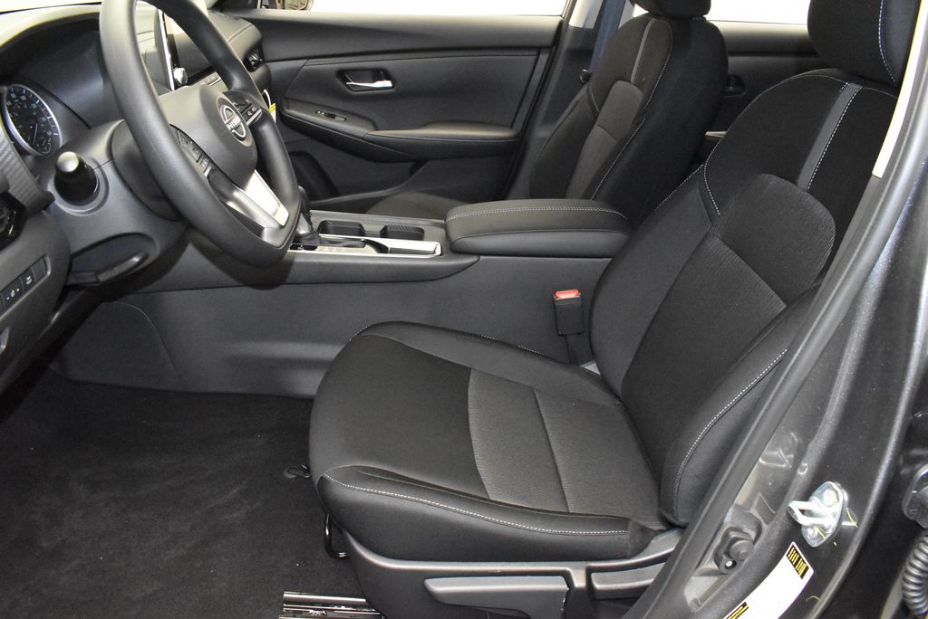 Thumbnail: 2025 Nissan Sentra - 12