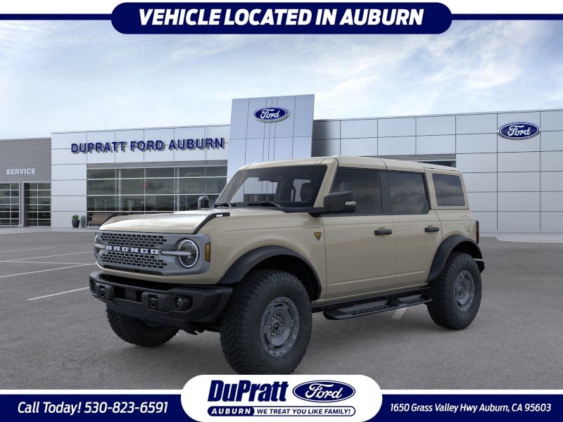Desert Sand 2025 Ford Bronco Badlands 4-Door 4WD SUV / Crossover Four-Wheel Drive Automatic