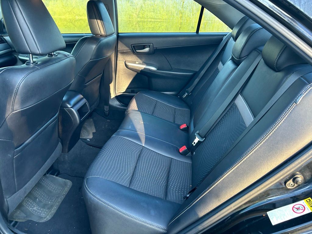 Thumbnail: 2014 Toyota Camry - 13