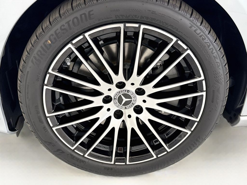 Thumbnail: 2026 Mercedes-Benz C-Class - 28