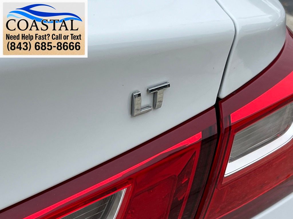 2024 Chevrolet Malibu LT White at Matthews Motors of Wilmington