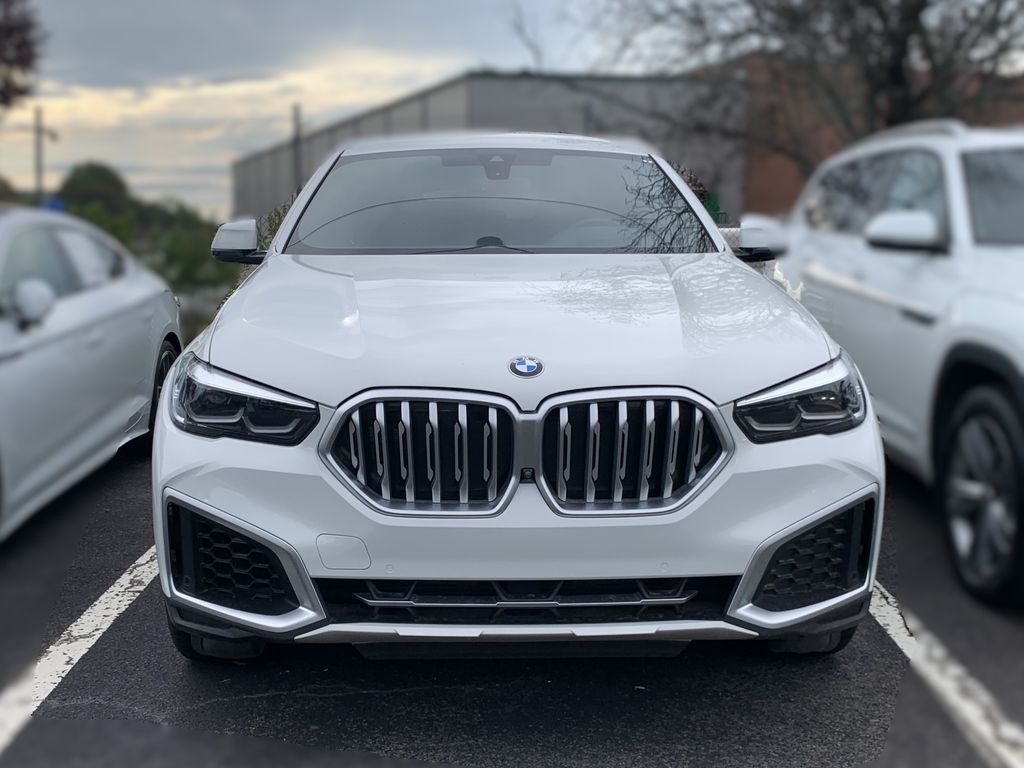 Thumbnail: 2022 BMW X6 - 2