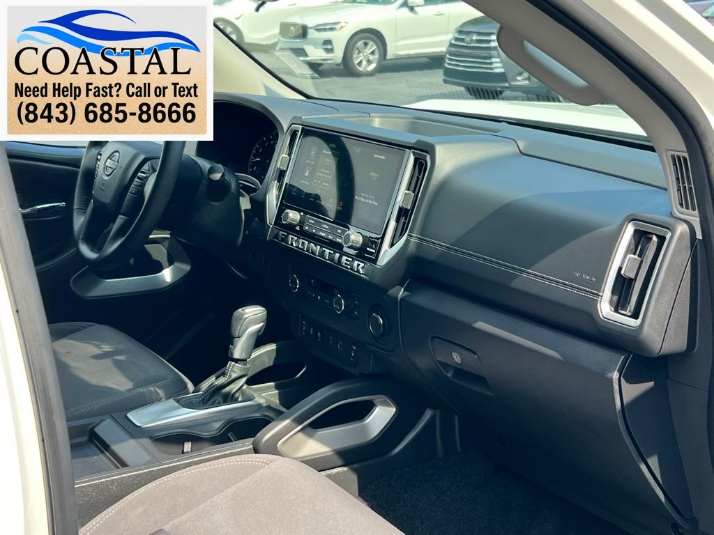 2025 Nissan Frontier SV White at Lugoff Nissan