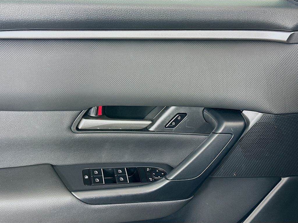 Thumbnail: 2025 Mazda CX-50 - 17