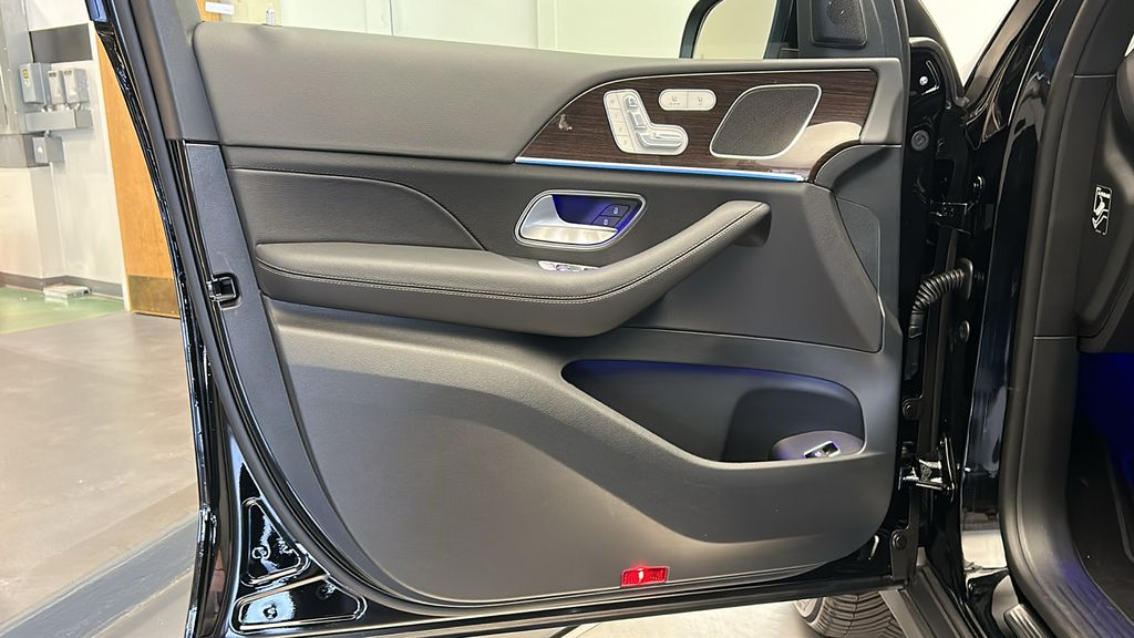 2025 Mercedes-Benz GLE 350 11