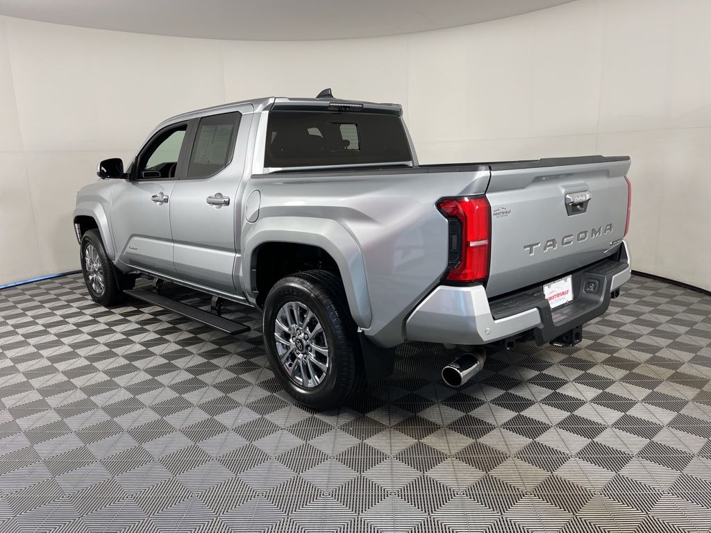 Thumbnail: 2024 Toyota Tacoma - 14