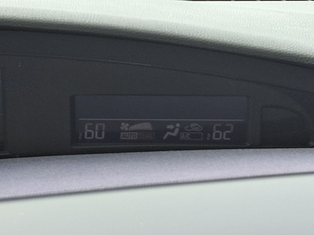 2013 Mazda Mazda3 i Touring 18