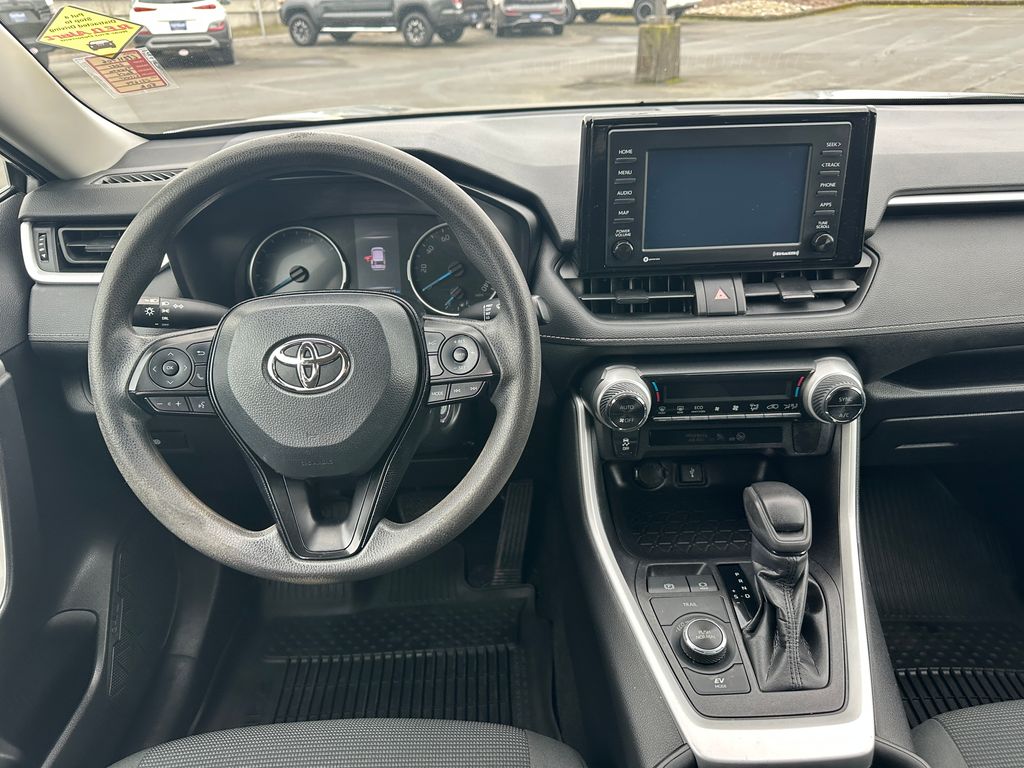 2021 Toyota RAV4 Hybrid LE