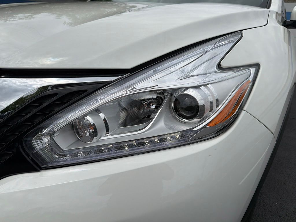 Thumbnail: 2017 Nissan Murano - 9