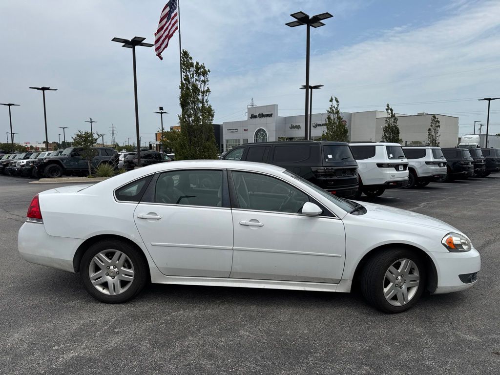 Summit White 2011 Chevrolet Impala Sedan Front-Wheel Drive 4-Speed Automatic Overdrive