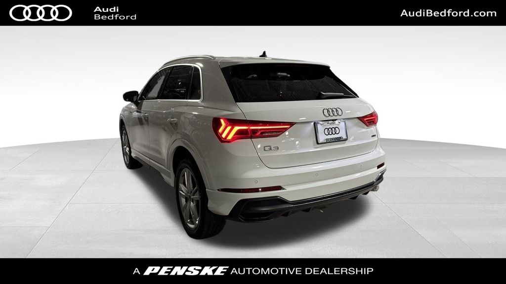 2022 Audi Q3 Premium Plus 4