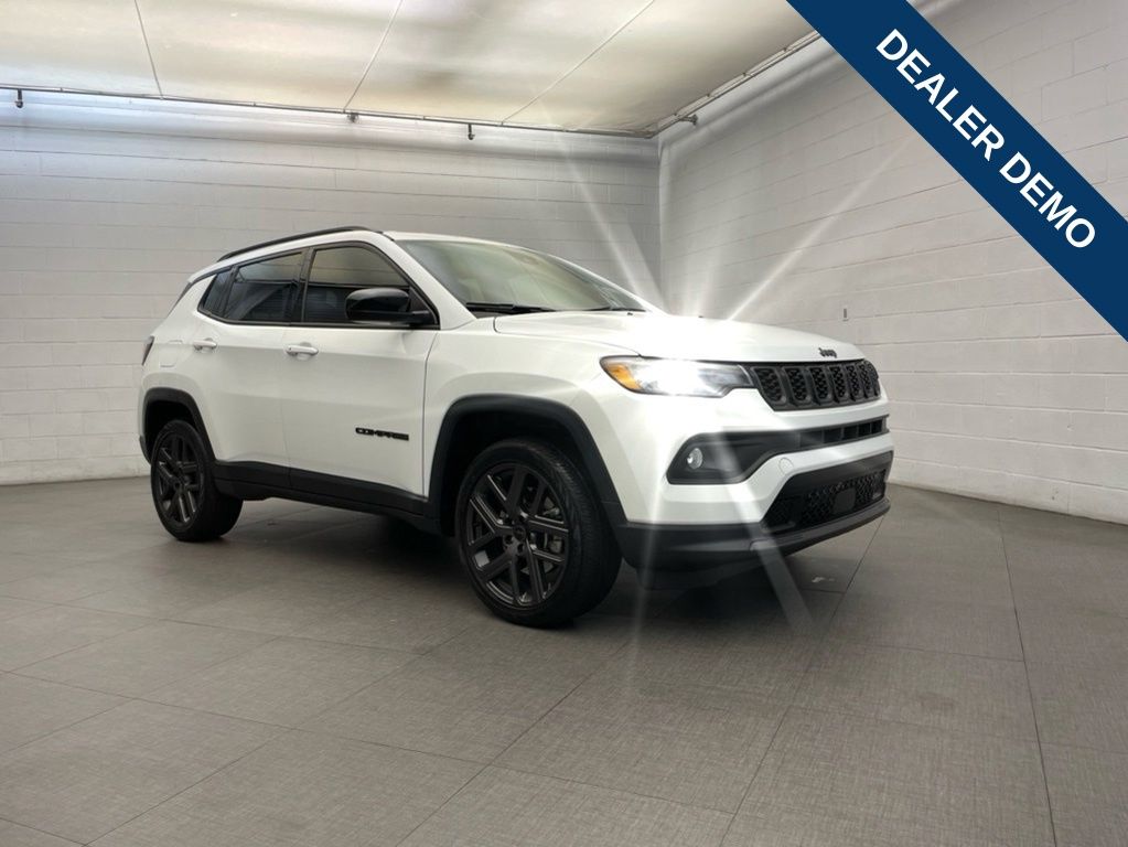 Bright White Clearcoat 2026 Jeep Compass SUV / Crossover Four-Wheel Drive 8-Speed Automatic