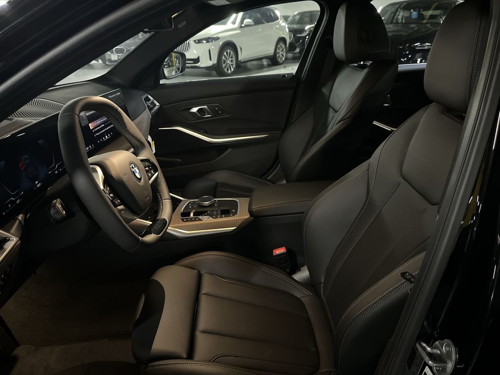 Thumbnail: 2025 BMW 3 Series - 11