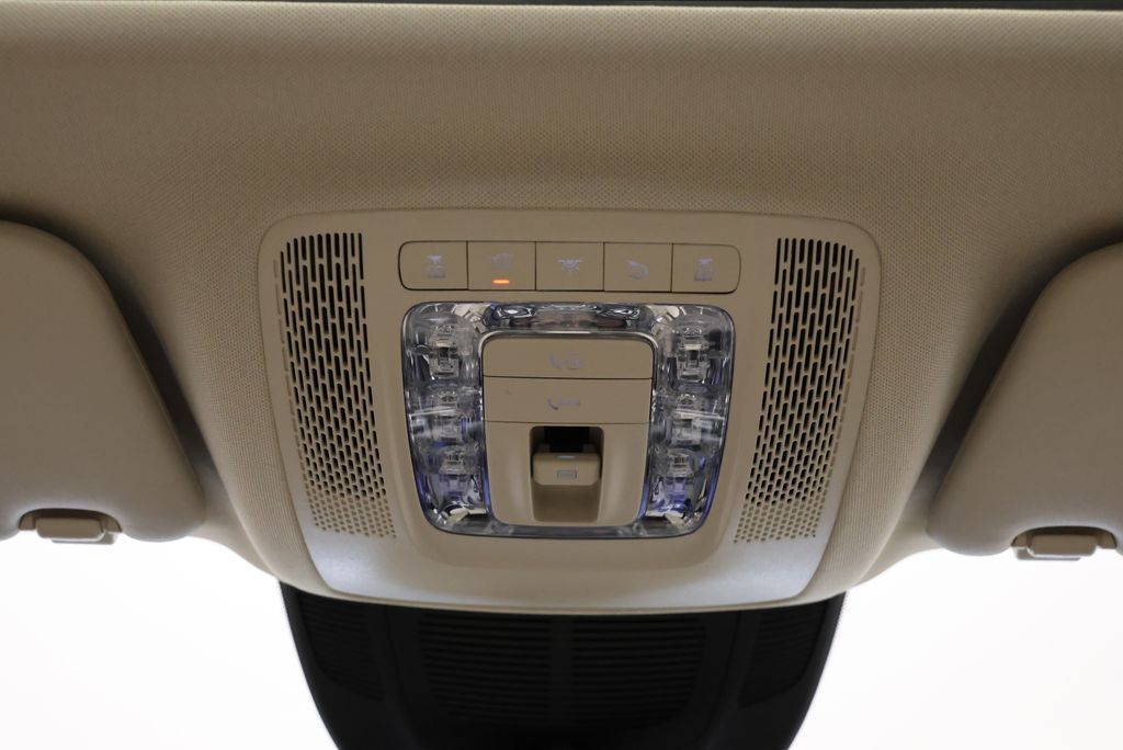 Thumbnail: 2026 Mercedes-Benz GLE - 16