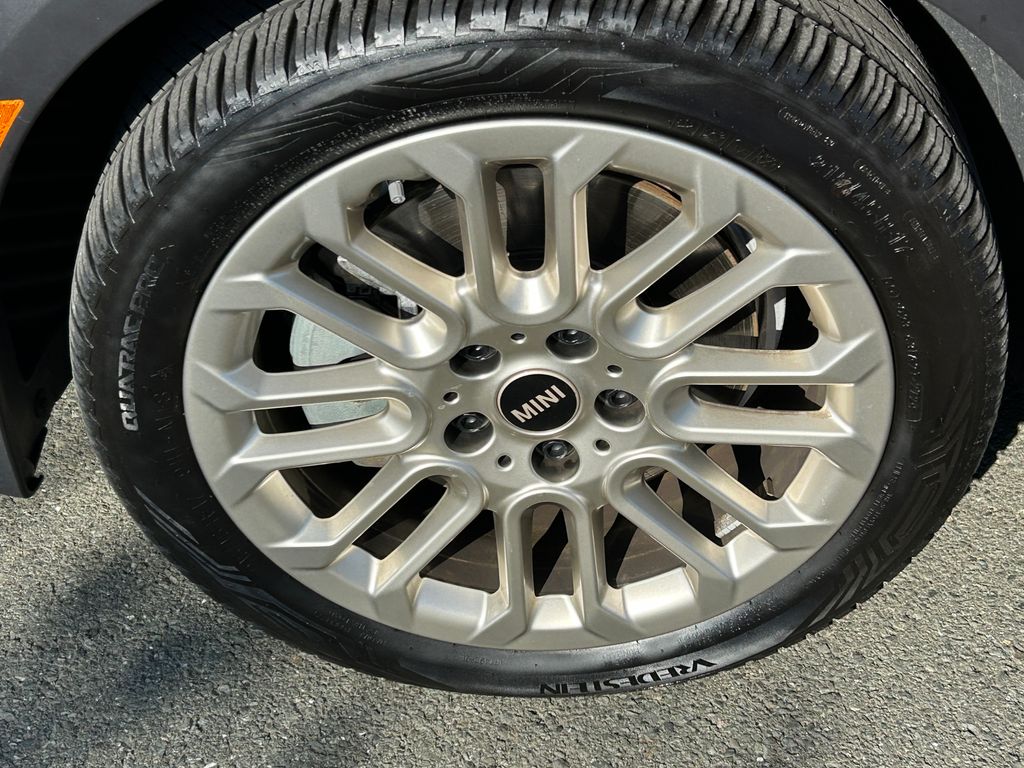 Thumbnail: 2025 MINI Cooper - 9
