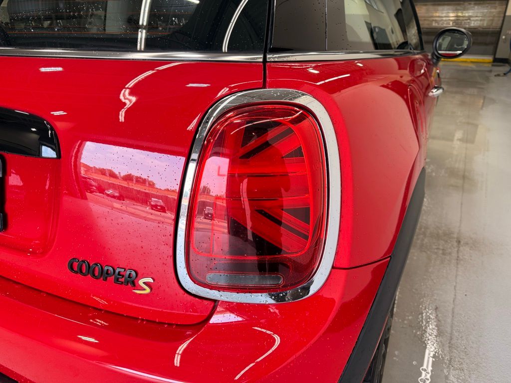Thumbnail: 2023 MINI Cooper - 5