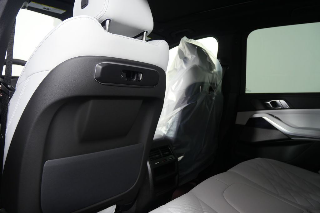 2026 BMW X5 xDrive40i 17