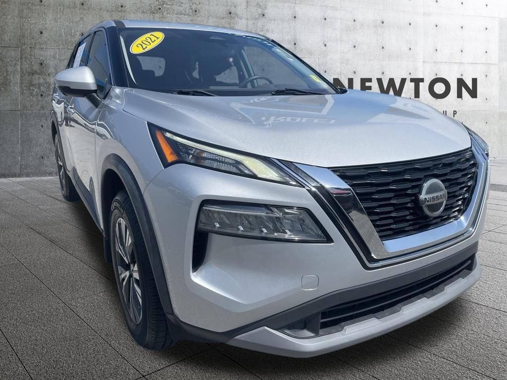 Brilliant Silver Metallic 2021 Nissan Rogue SUV / Crossover Front-Wheel Drive Continuously Variable Transmission