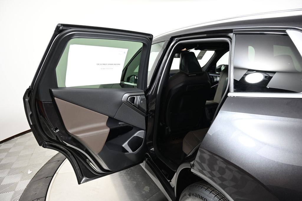 Thumbnail: 2026 BMW X3 - 23